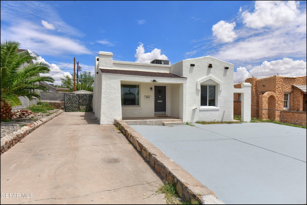 Photo of 3711 FORT Boulevard, El Paso, TX 79930 (MLS # 951885)