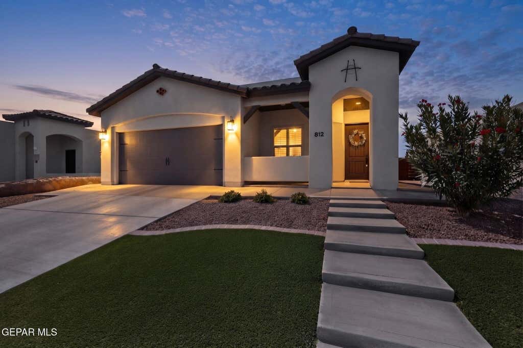 Photo of 812 Coyote Melon Drive, Socorro, TX 79927 (MLS # 947848)