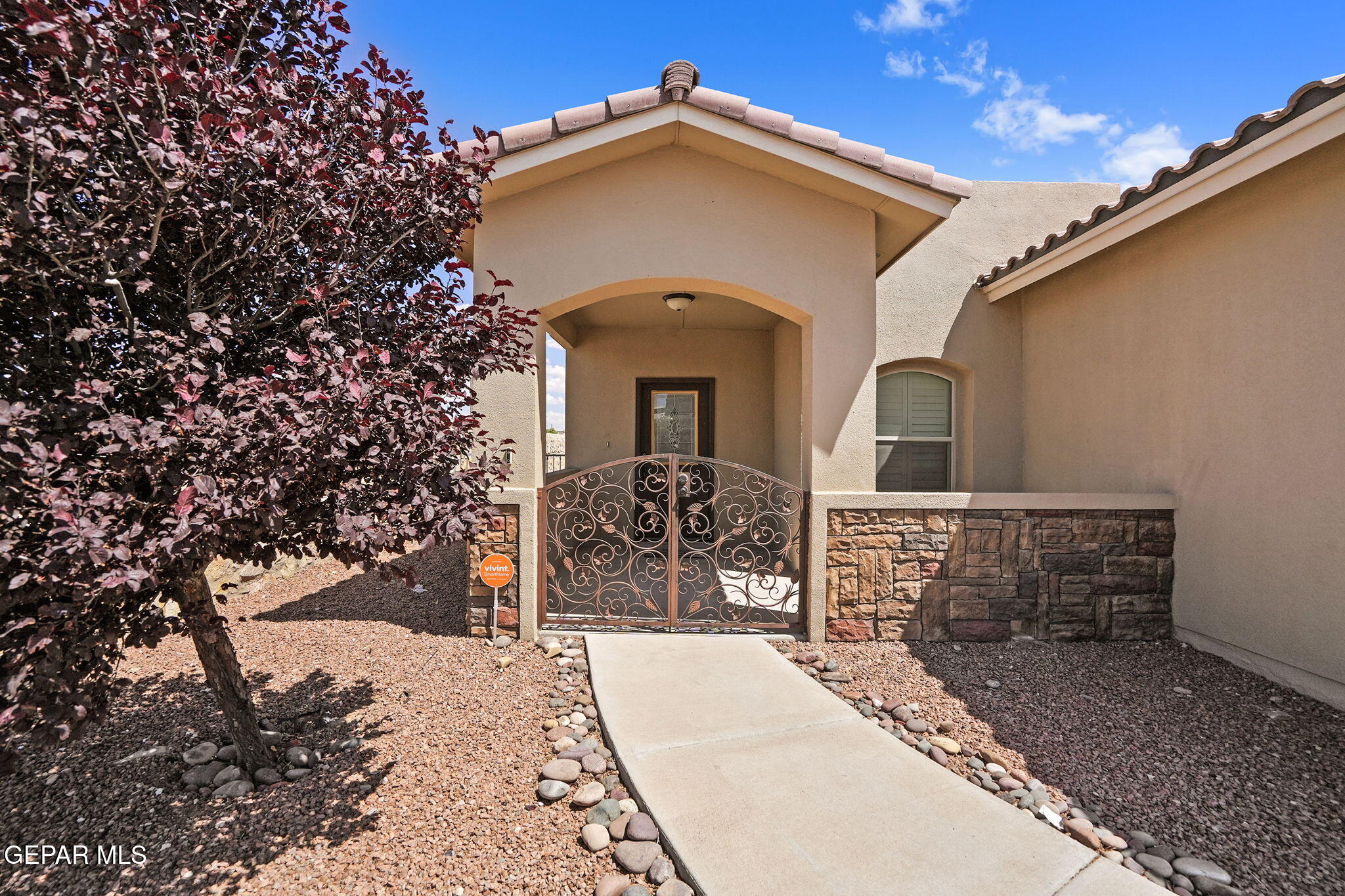 3848 LOMA BRISA Drive