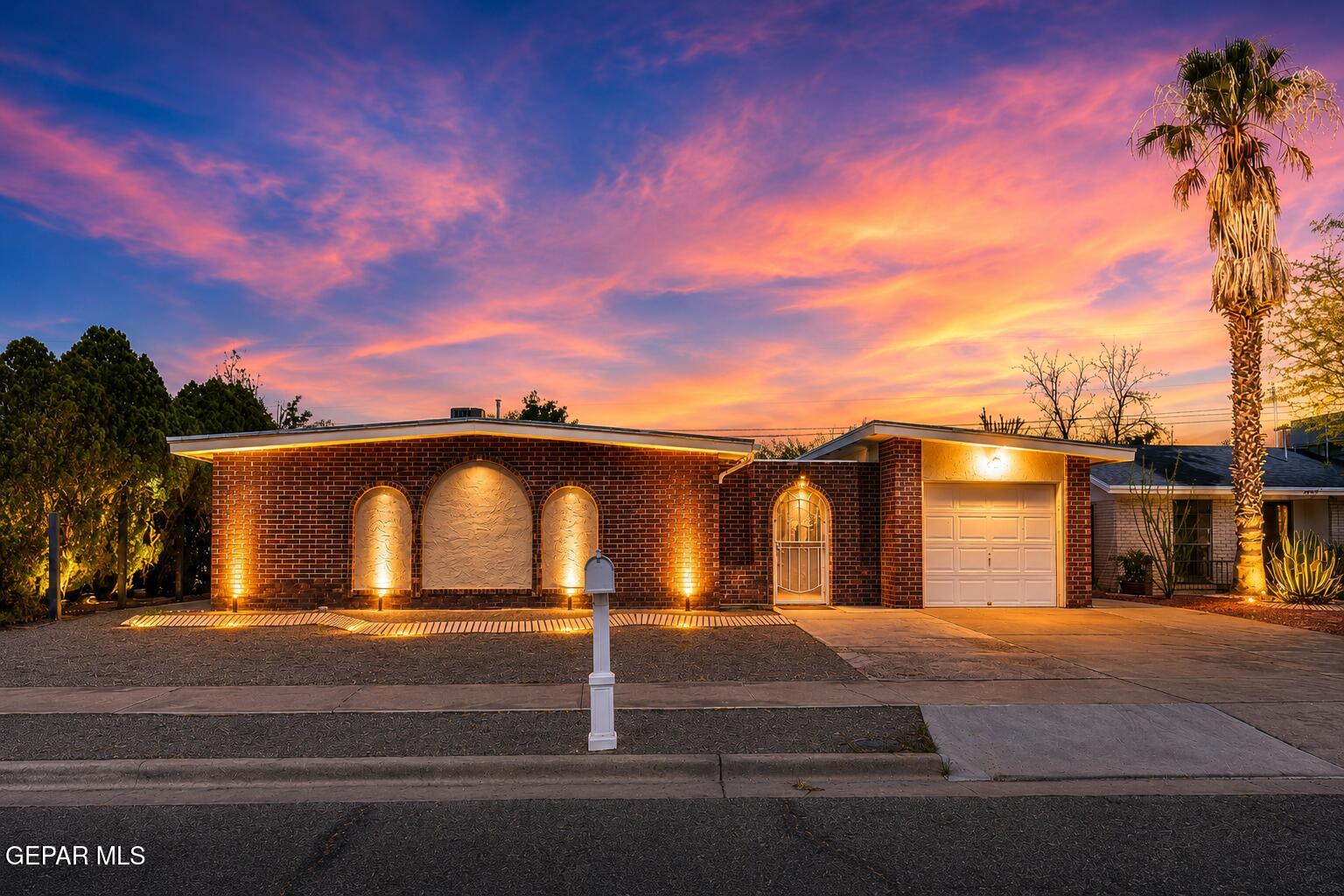 Photo 1 of 38 — 3453 E GLEN Drive, El Paso, TX 79936