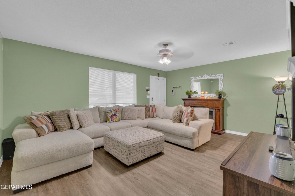 Photo of 952 Painted Lady Street, Horizon City, TX 79928 (MLS # 953008)