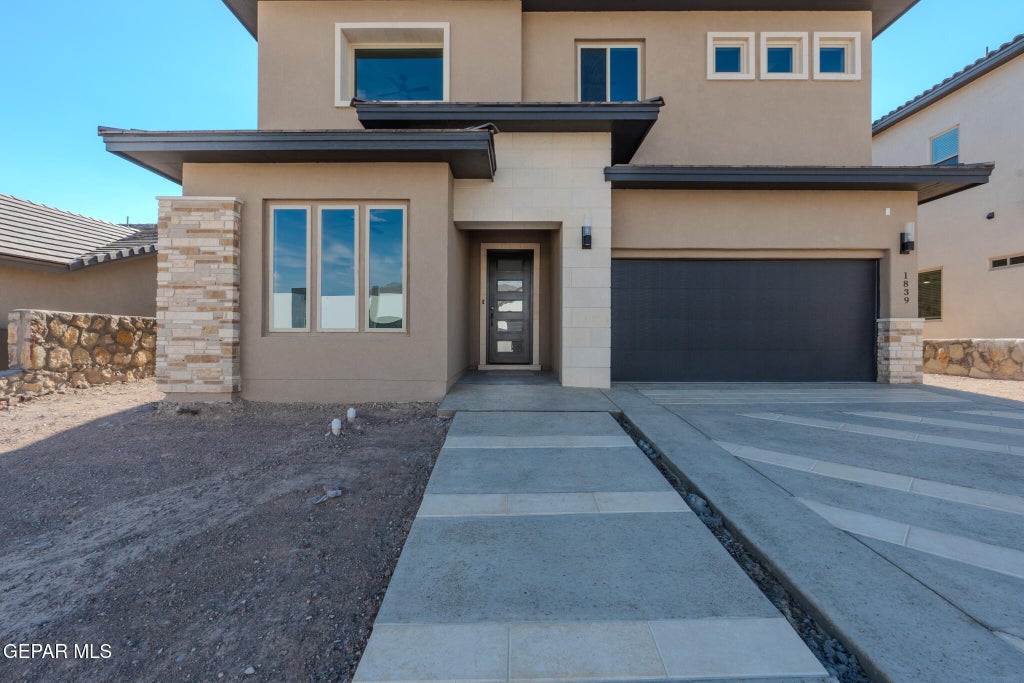 Photo of 110 Monticello Street, Santa Teresa, NM 88008 (MLS # 951092)