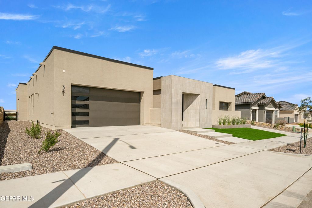 Photo of 321 Blue Valley, El Paso, TX 79928 (MLS # 945680)