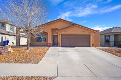 2808 PASILLO ROCK Place El Paso TX 79938