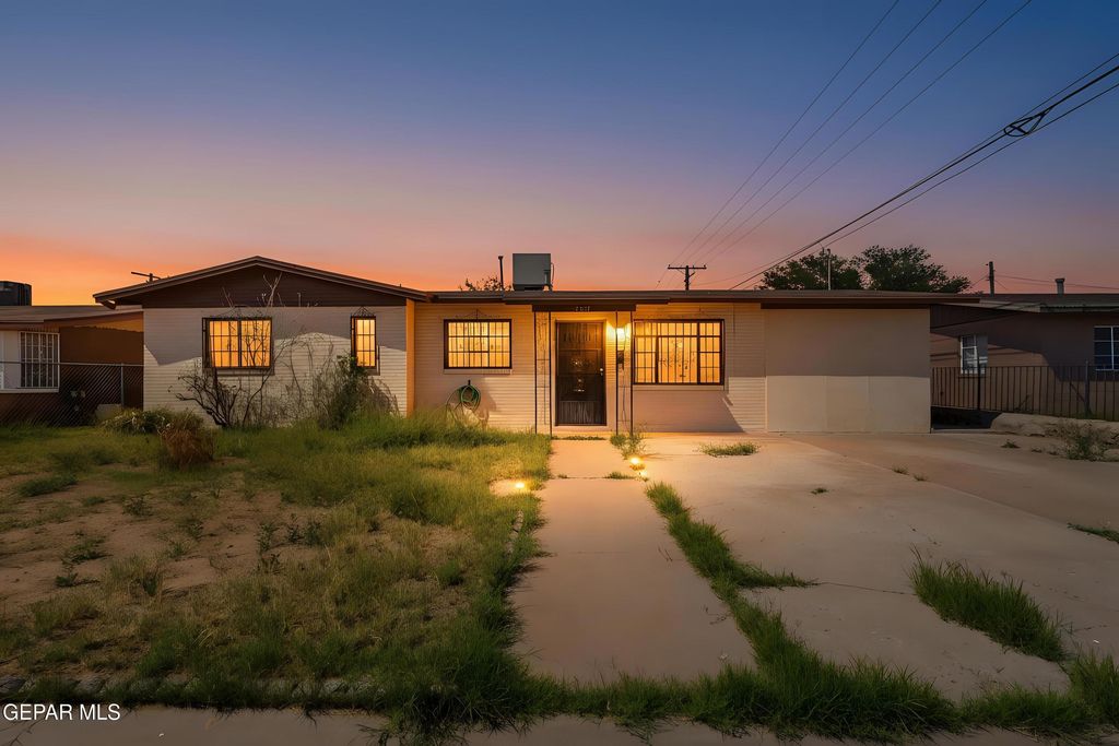 Photo of 9329 RALEIGH Drive, El Paso, TX 79924 (MLS # 940235)