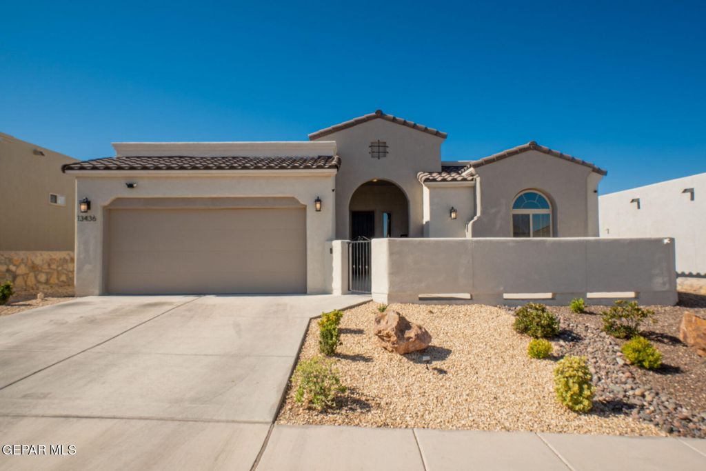 Photo of 13436 EMERALD CRYSTAL Drive, El Paso, TX 79928 (MLS # 932193)