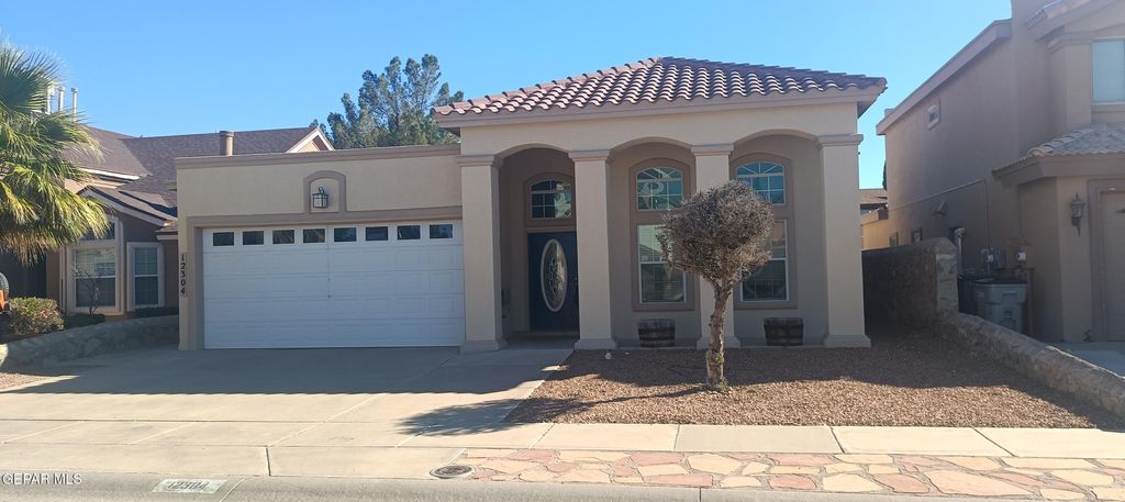 Photo of 12304 TIERRA LIMPIA Drive, El Paso, TX 79912 (MLS # 938659)