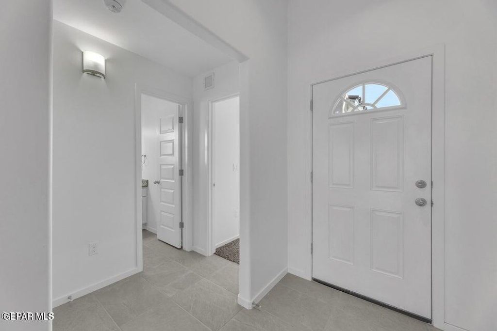 Photo of 13936 Paseo Alegre Drive, El Paso, TX 79928 (MLS # 942726)