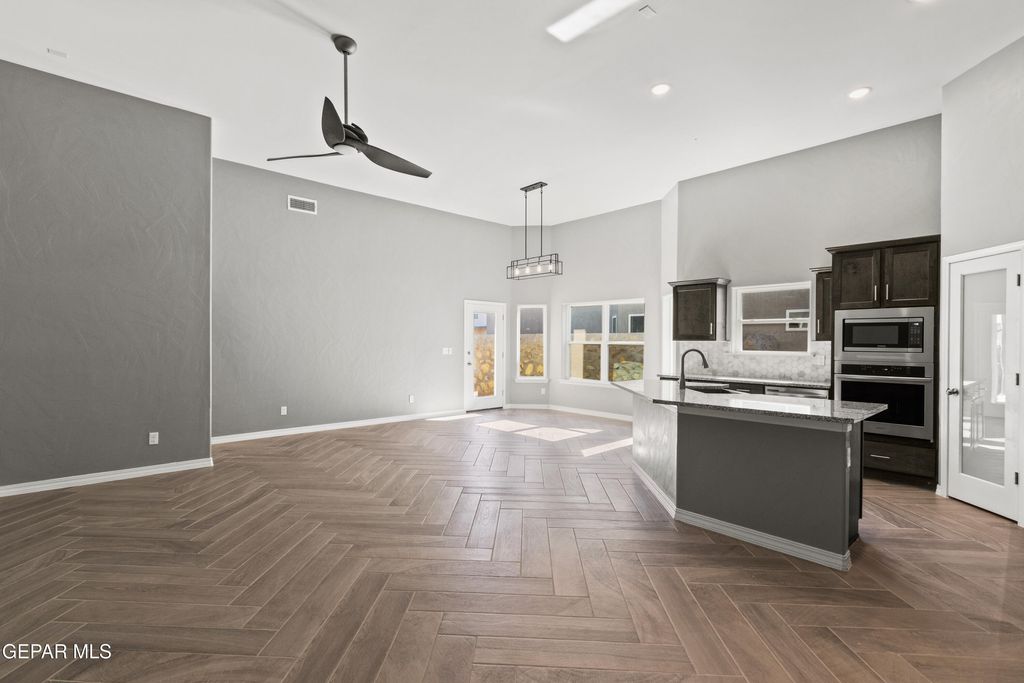 Photo of 123 WindMill, Santa Teresa, NM 88008 (MLS # 939885)