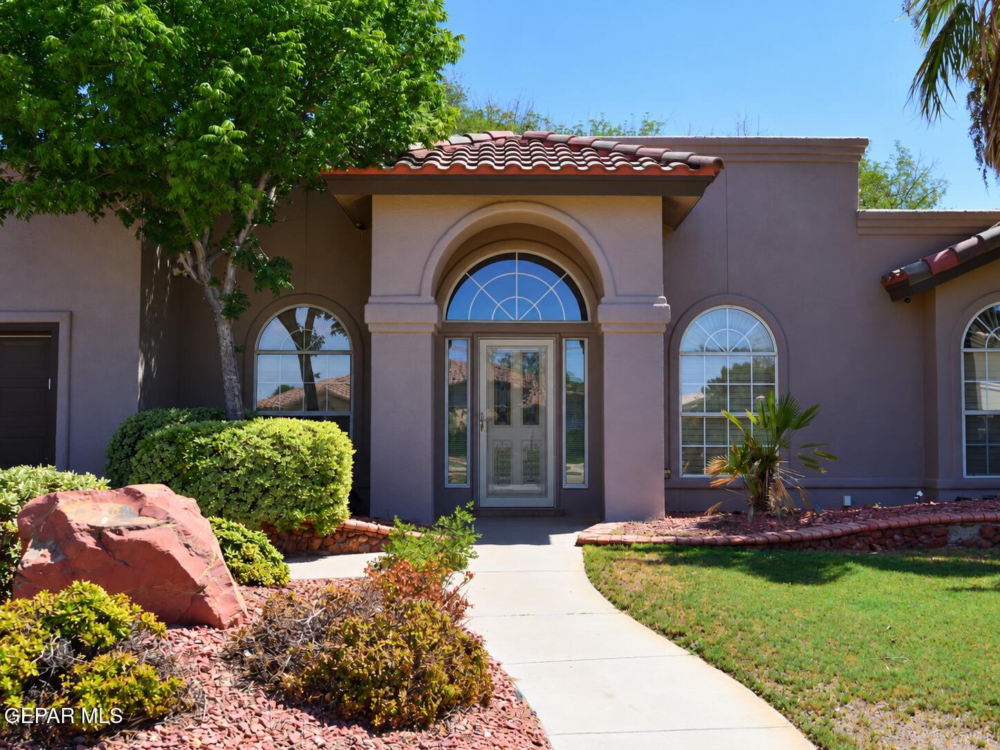1328 DOC HOLIDAY Place