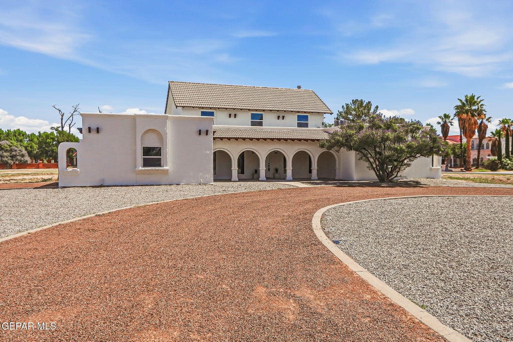 Photo of 4 CIELO DEL ESTE, Anthony, NM 88021 (MLS # 945072)