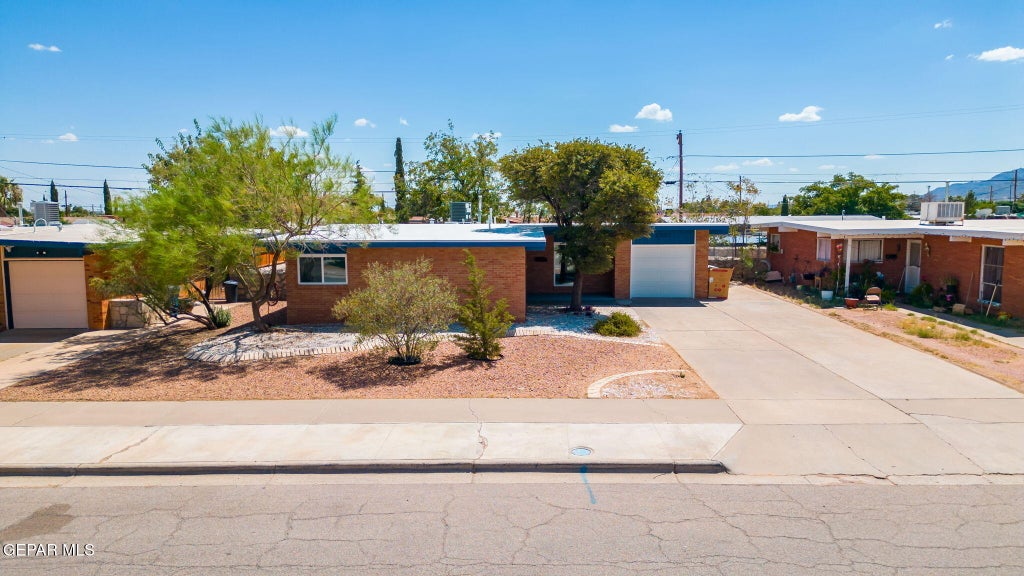 Photo of 5202 BEAUTONNE Avenue, El Paso, TX 79924 (MLS # 950624)