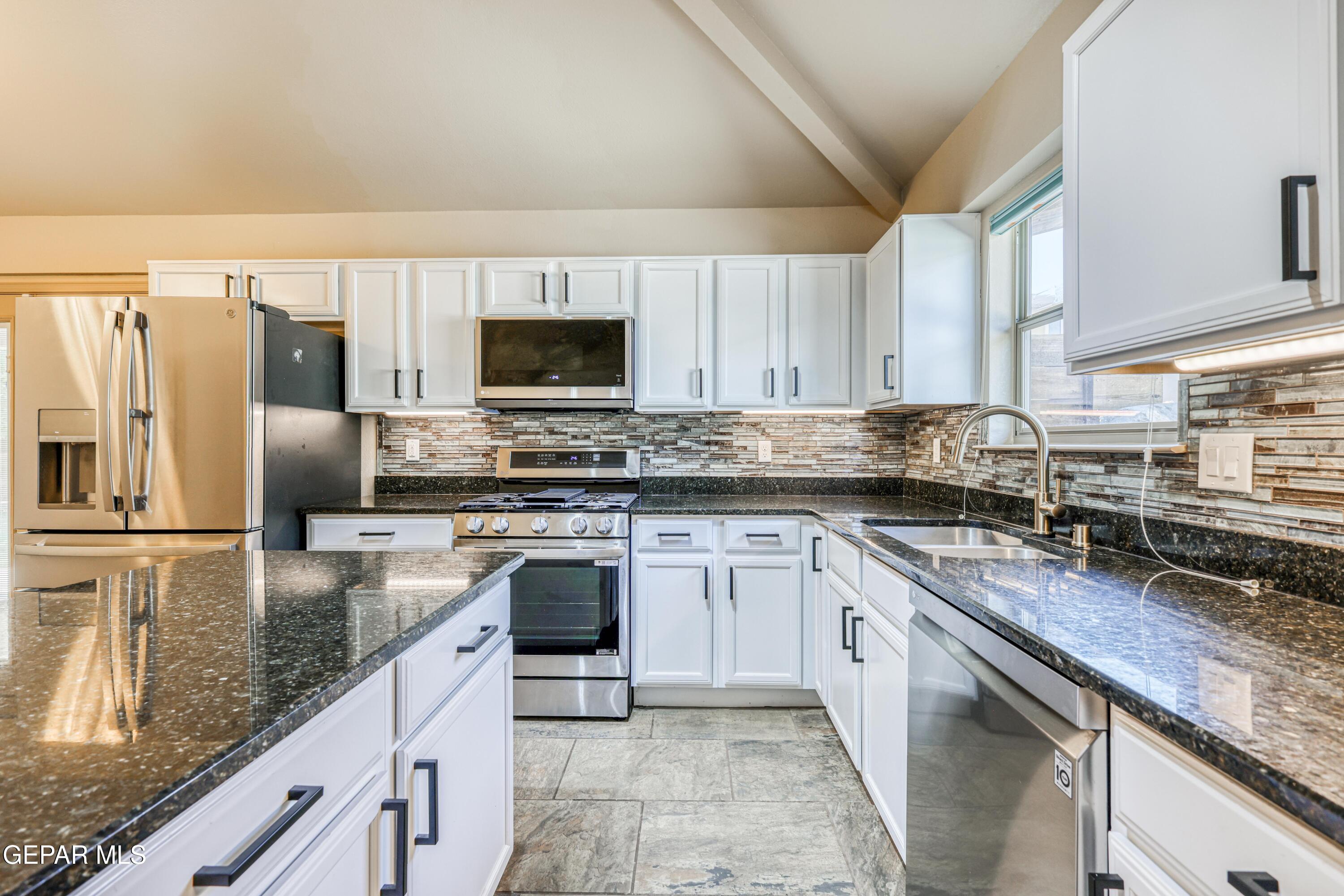 11329 CATTLE RANCH Street