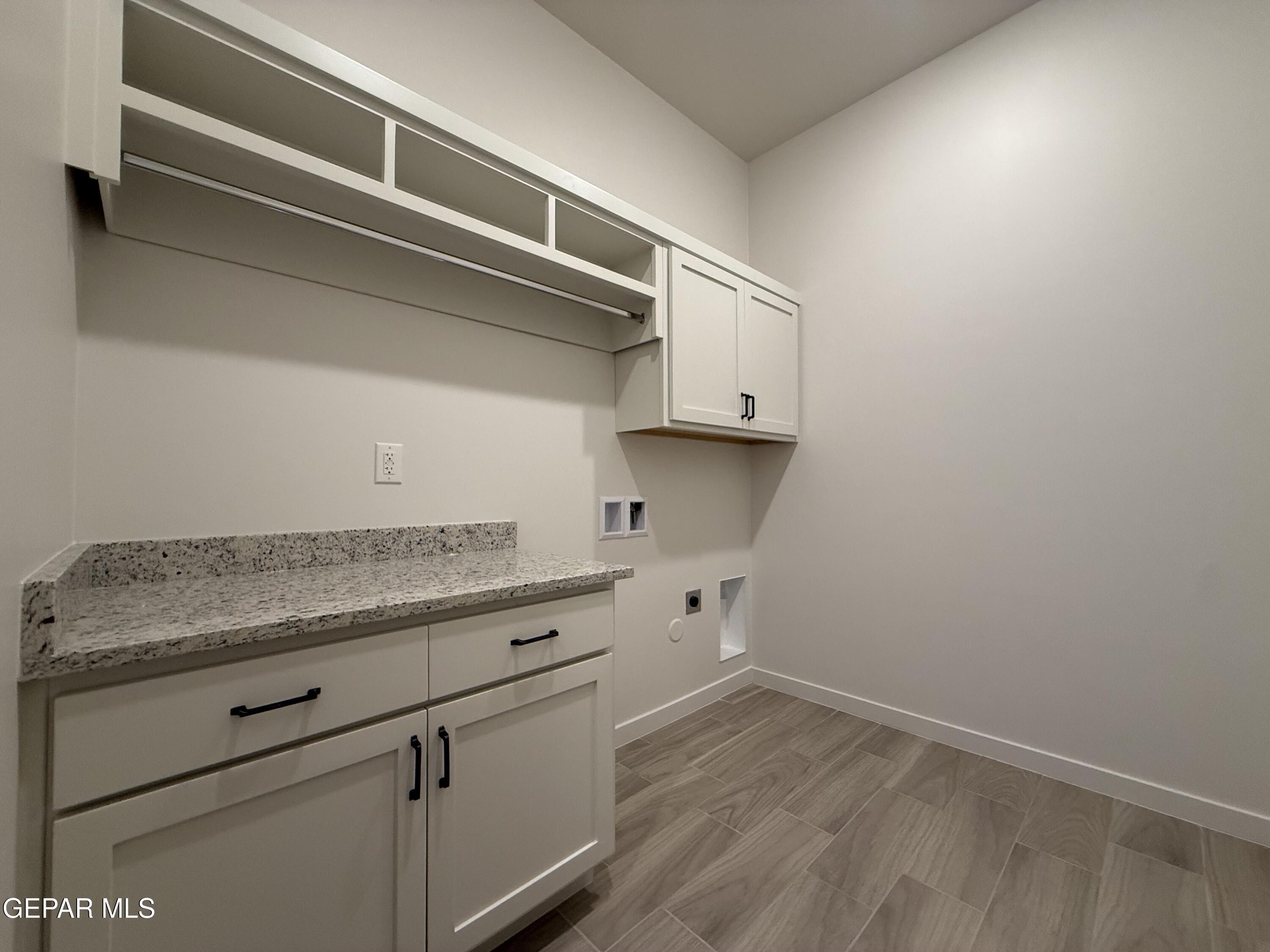 15212 ENDURANCE Avenue