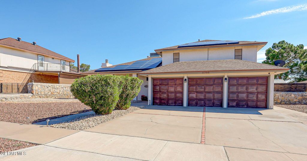 Photo of 11700 CASA VIEW Drive, El Paso, TX 79936 (MLS # 931652)