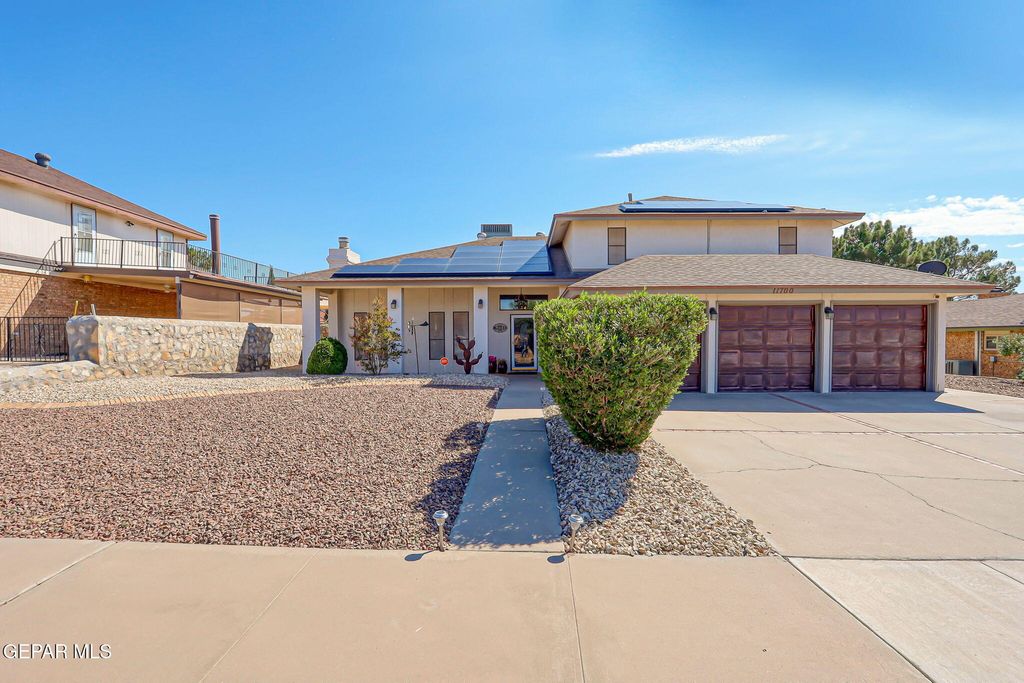 Photo of 11700 CASA VIEW Drive, El Paso, TX 79936 (MLS # 931652)