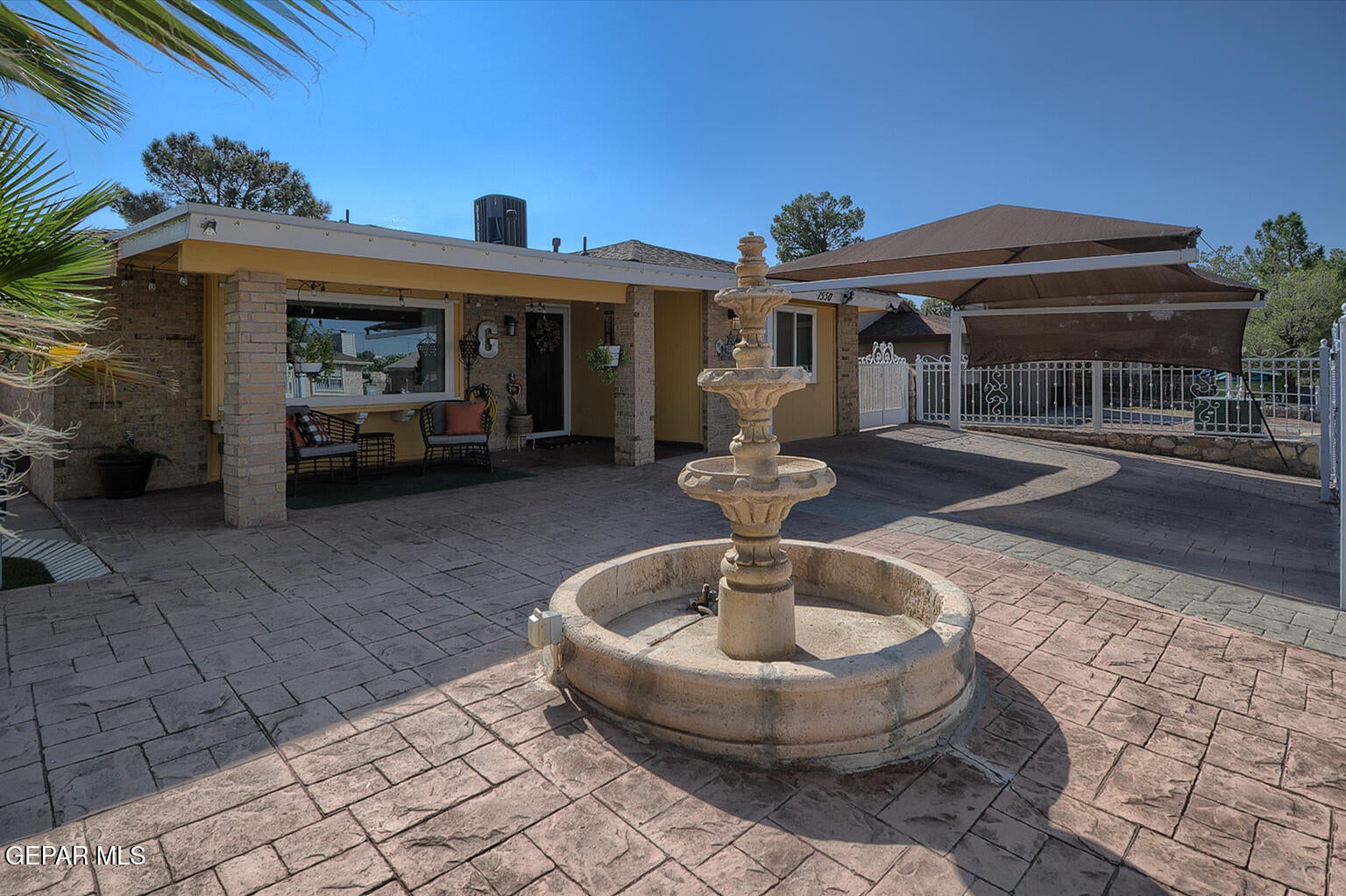 1550 WHISTLER Lane