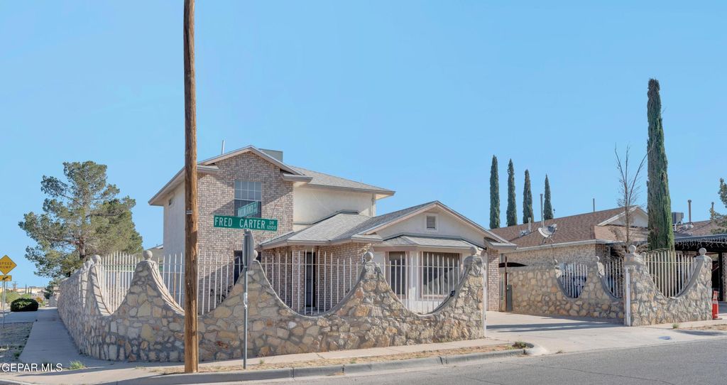 Photo of 12101 Fred Carter Drive, El Paso, TX 79936 (MLS # 942295)