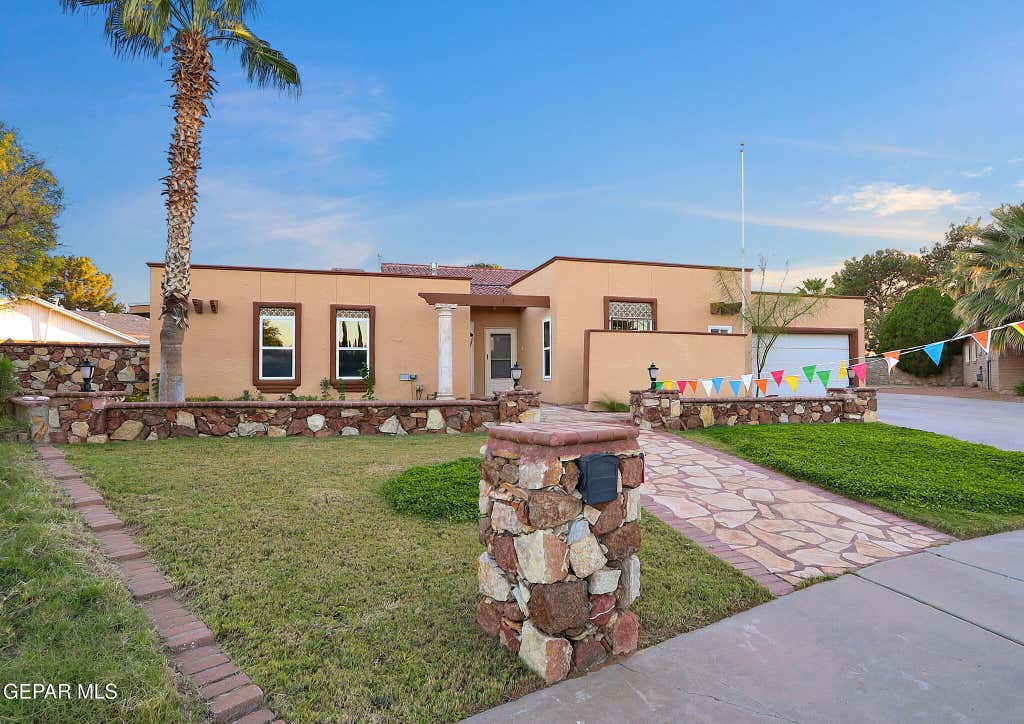 Photo of 1909 CROW Drive, El Paso, TX 79935 (MLS # 948102)