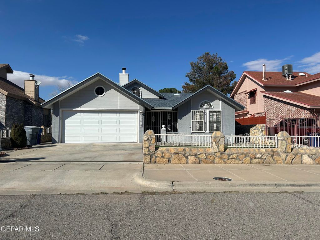 Photo of 11615 Cayuga Circle, El Paso, TX 79936 (MLS # 932436)