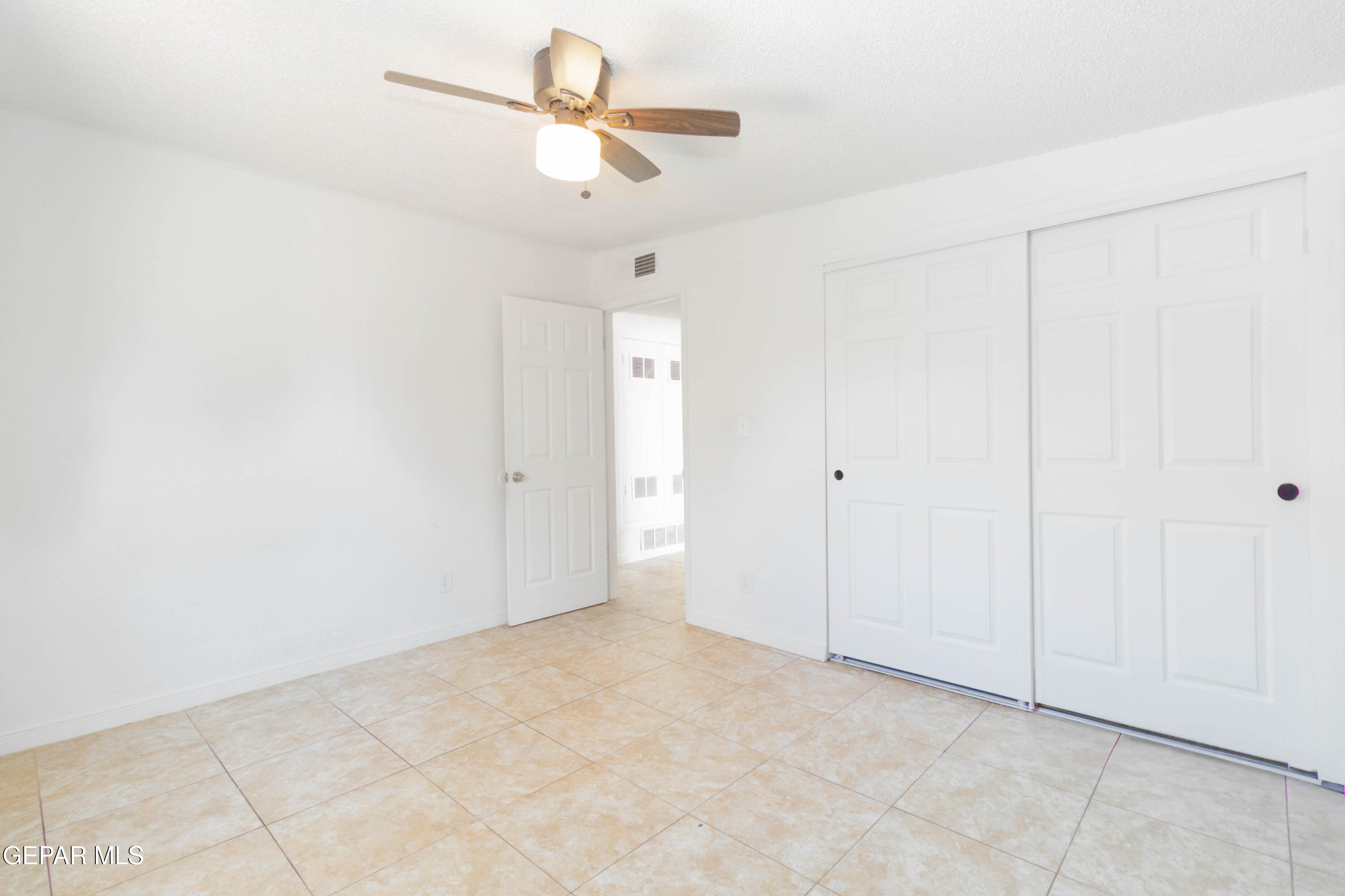 1646 RICK RHODES Drive