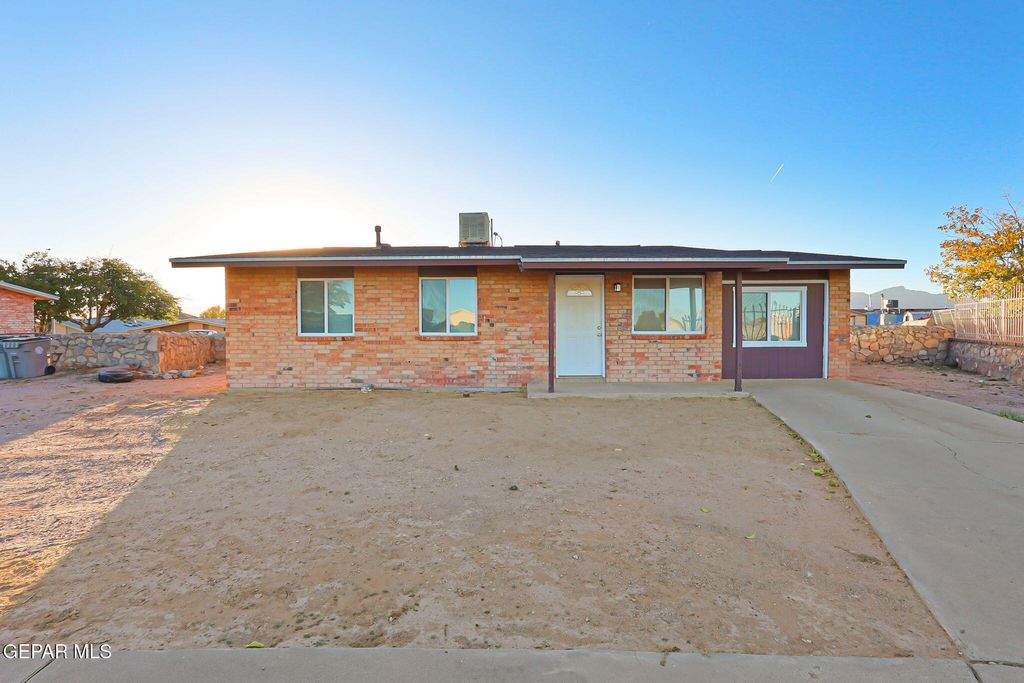 Photo of 10109 Wolverine Drive, El Paso, TX 79924 (MLS # 935489)