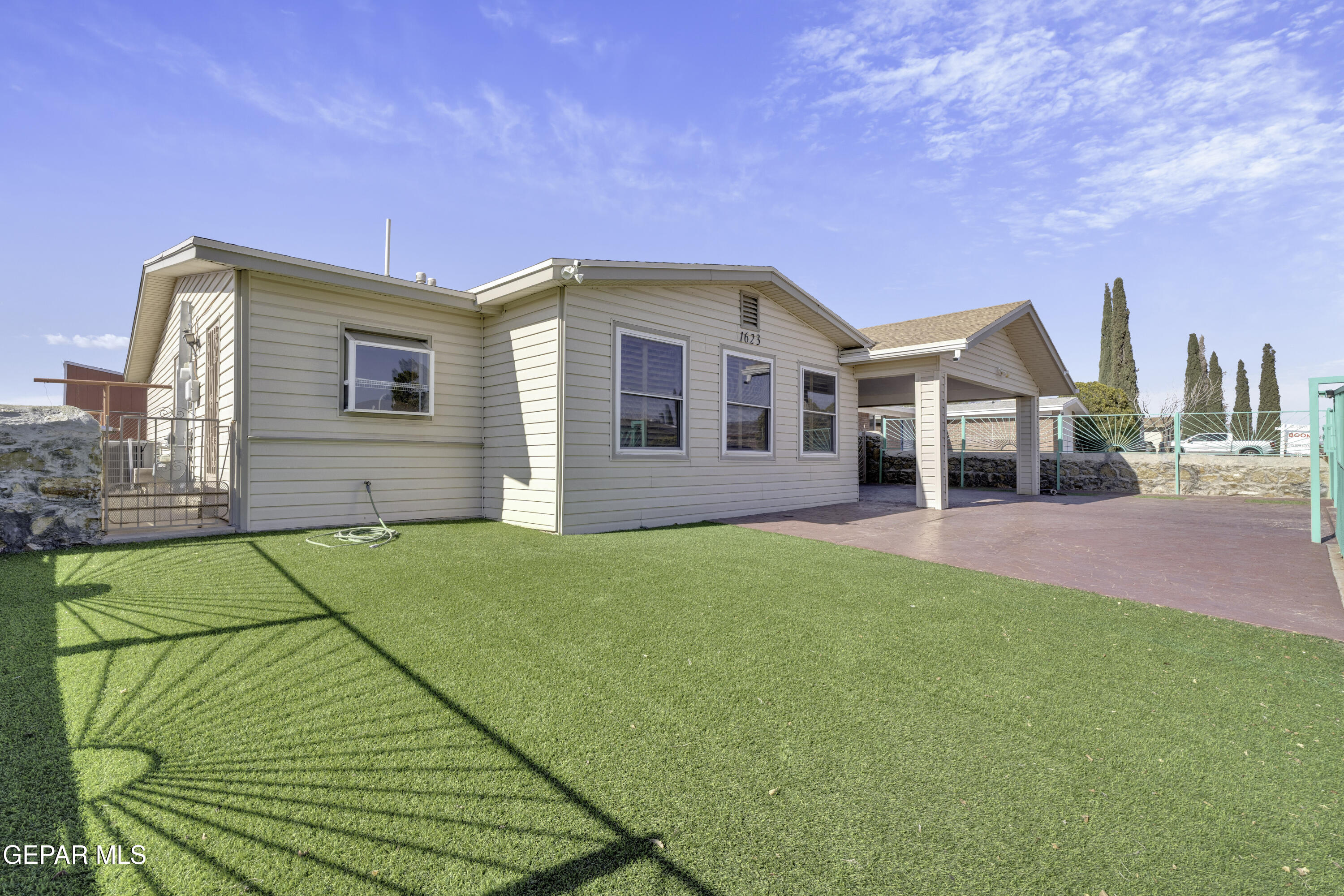 1623 PHIL GIBBS Drive