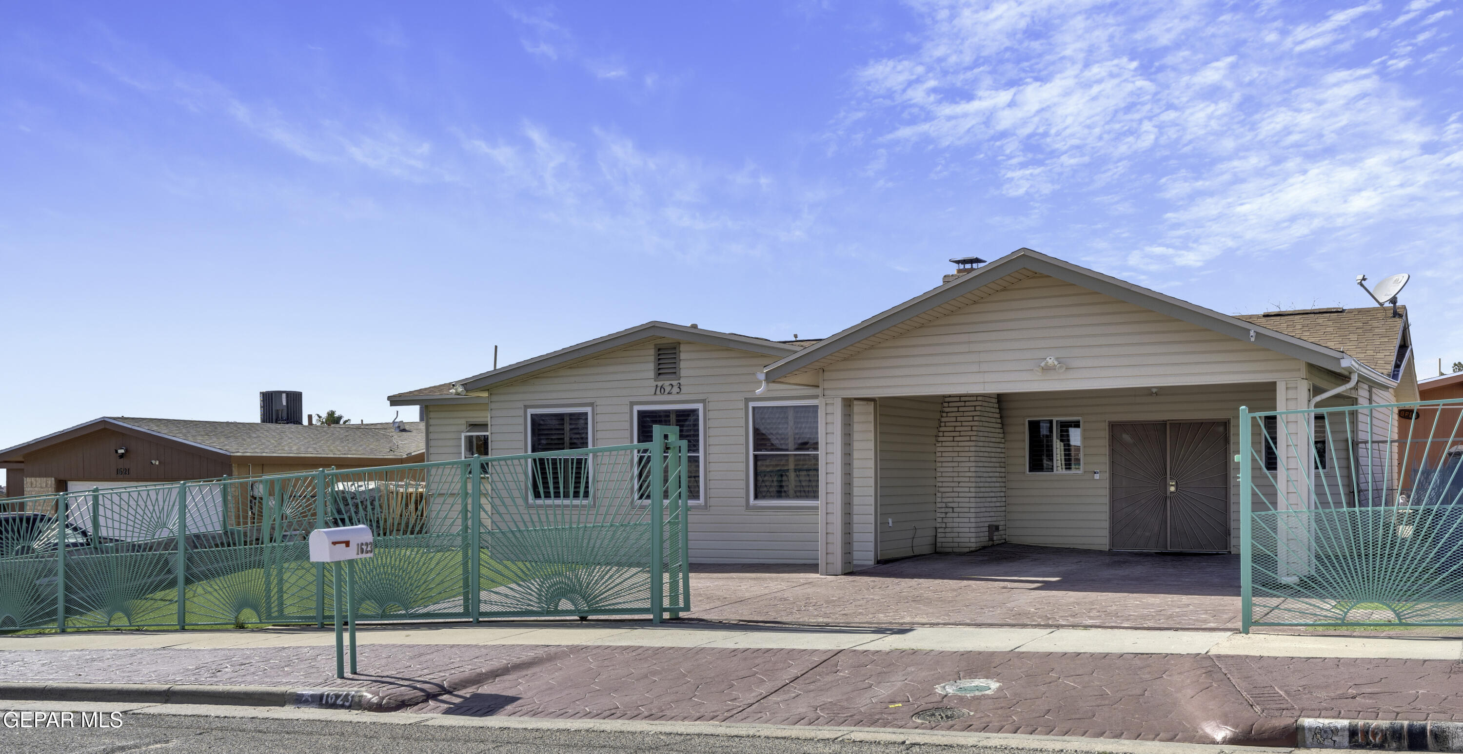 1623 PHIL GIBBS Drive