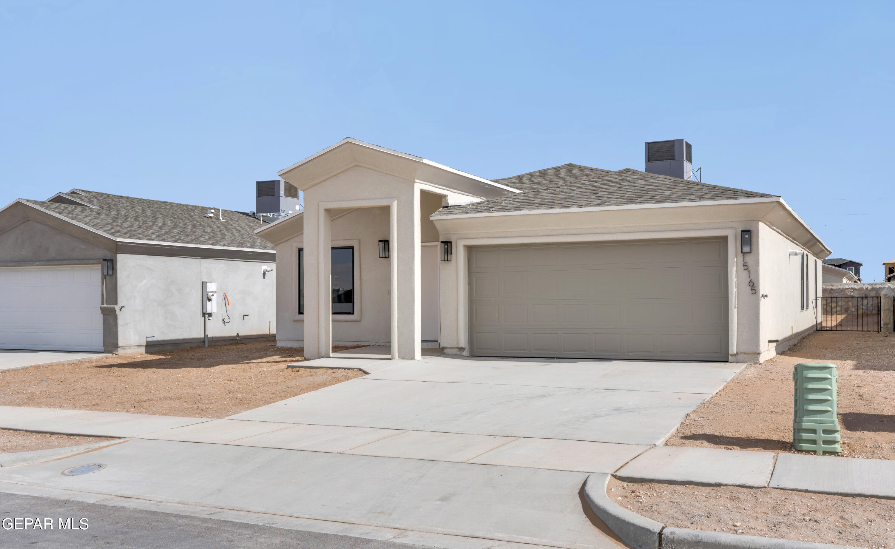 3813 Perspective Street
