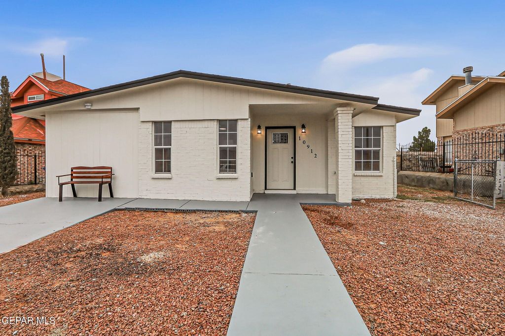 Photo of 10912 STONEBRIDGE Drive, El Paso, TX 79934 (MLS # 938206)