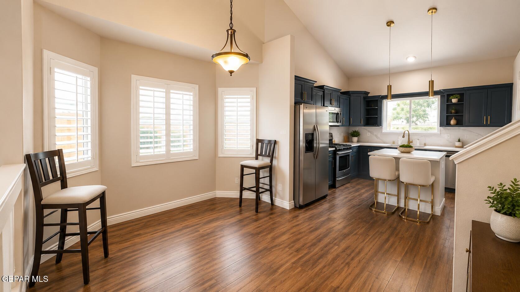 836 SUNSET PARK Drive
