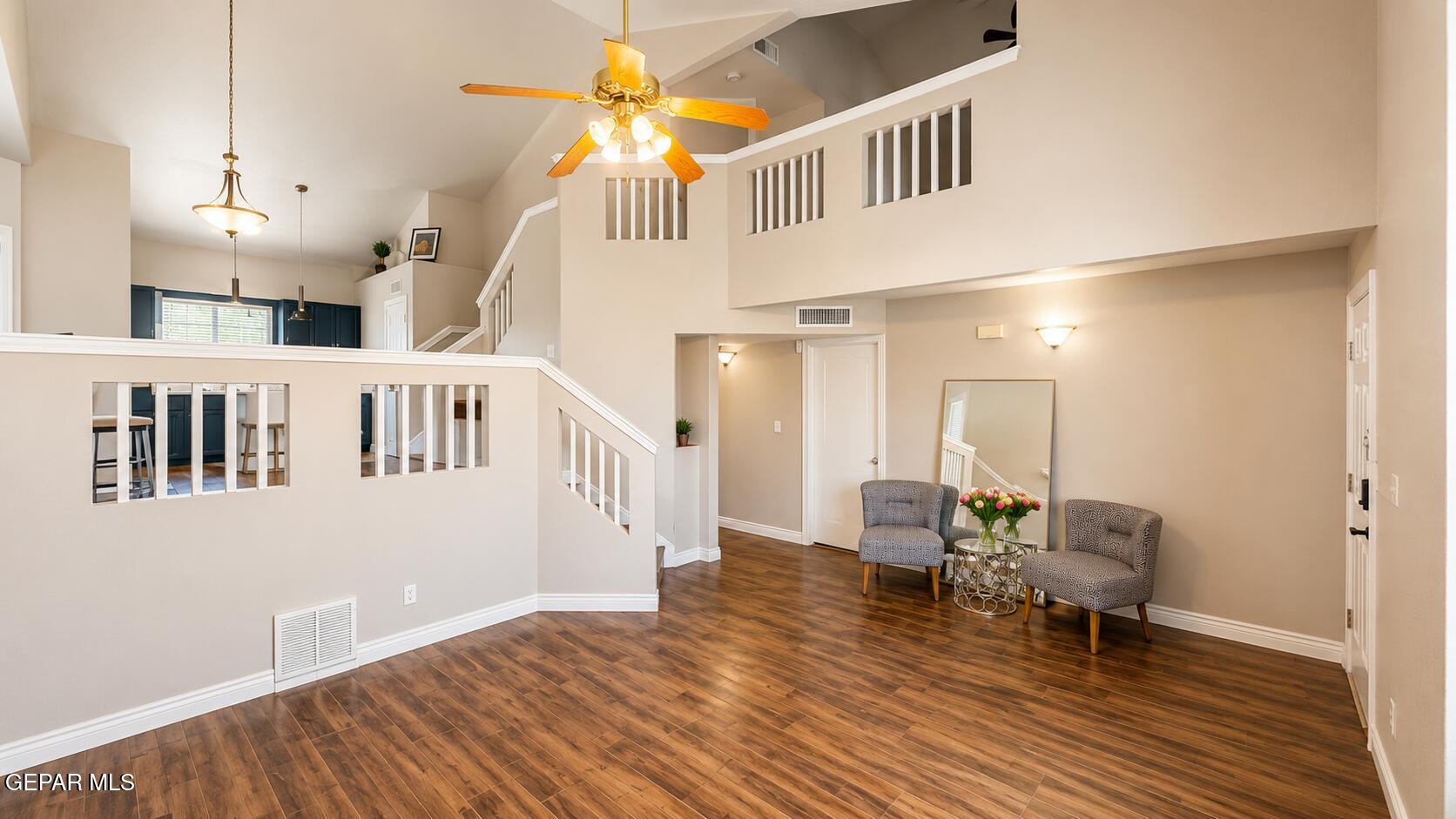 836 SUNSET PARK Drive