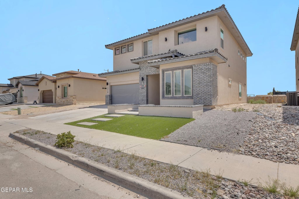 Photo of 13716 FLORA VISTA Avenue, Horizon City, TX 79928 (MLS # 950238)