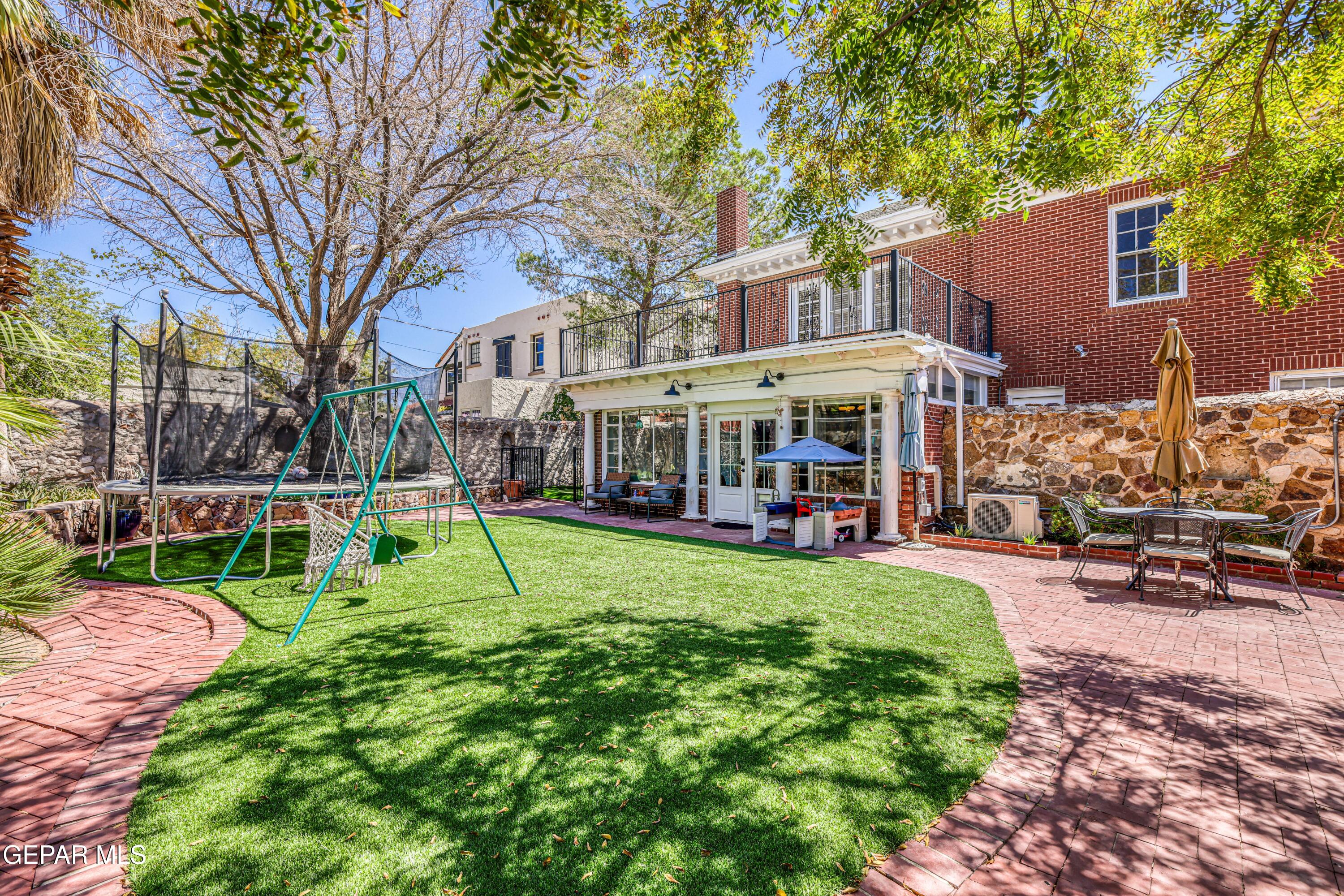 615 E HAGUE Road
