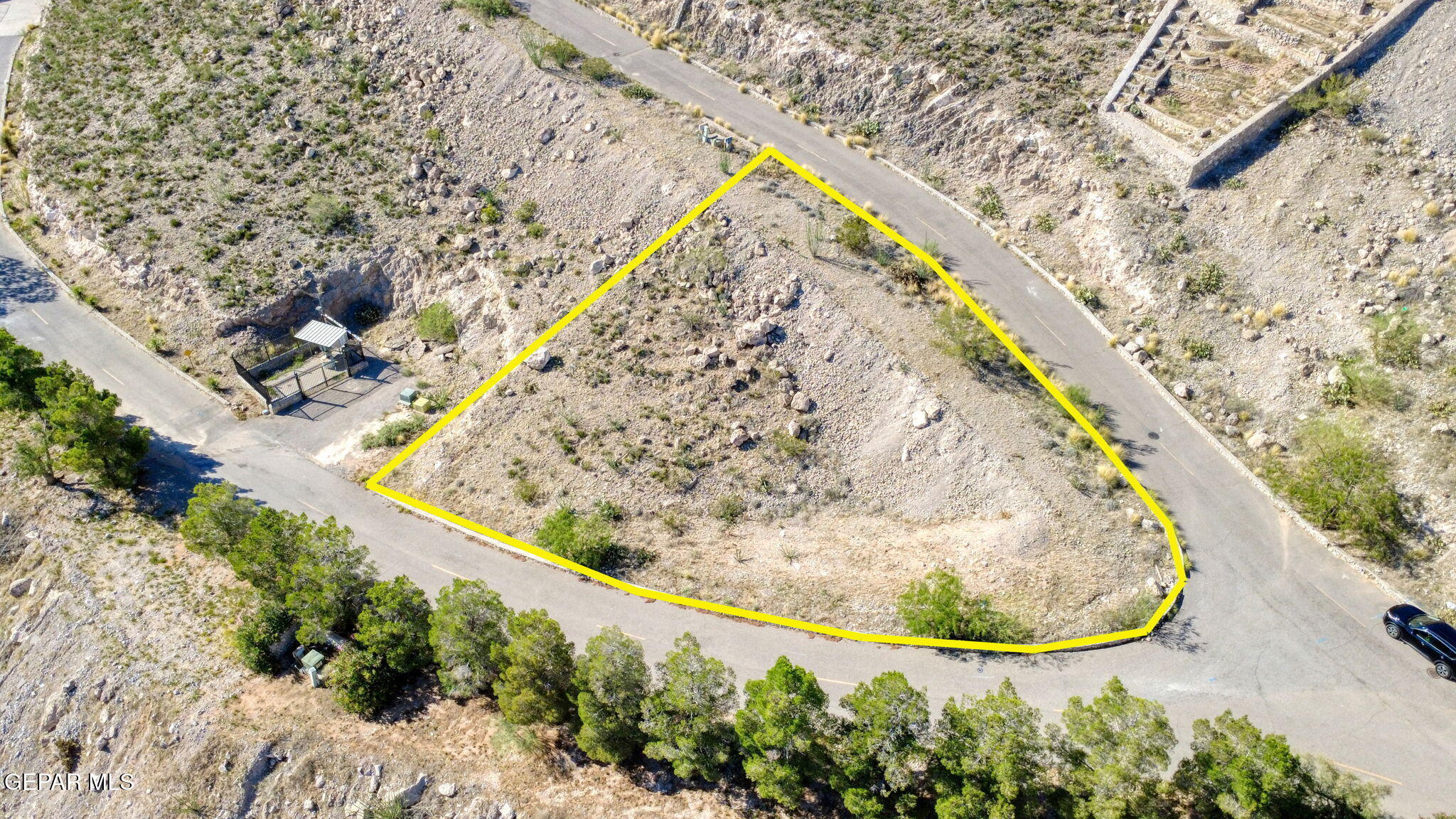Photo 1 of 26 — 17 Apache Crest Drive, El Paso, TX 79902