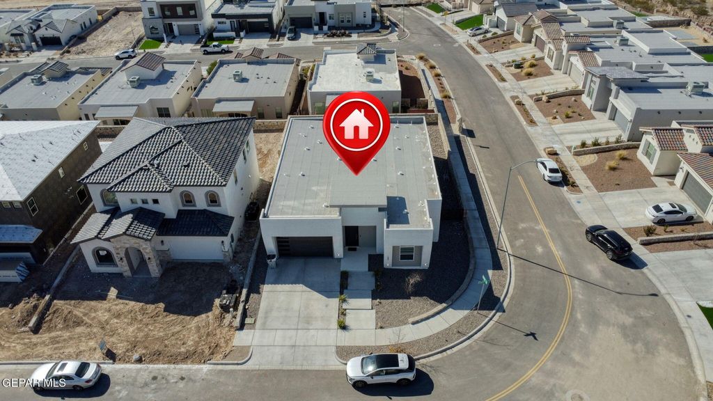 Photo of 1847 CIMARRON PARK Drive, El Paso, TX 79911 (MLS # 937882)