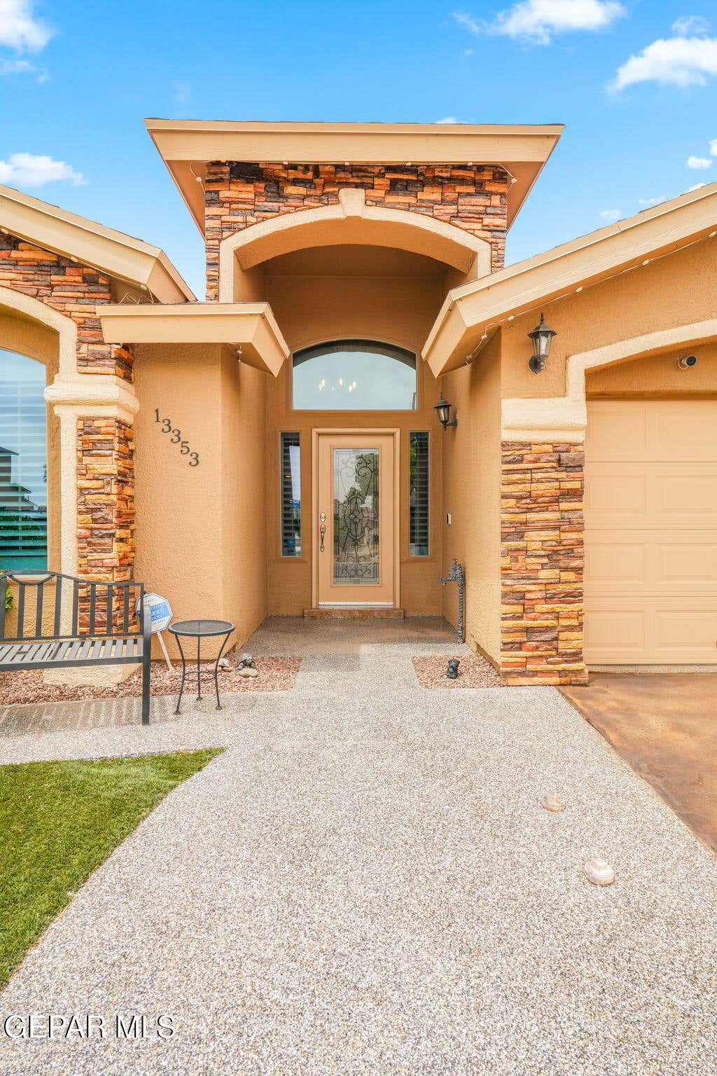 Photo of 13353 EMERALD HILLS Street, Horizon City, TX 79928 (MLS # 945598)