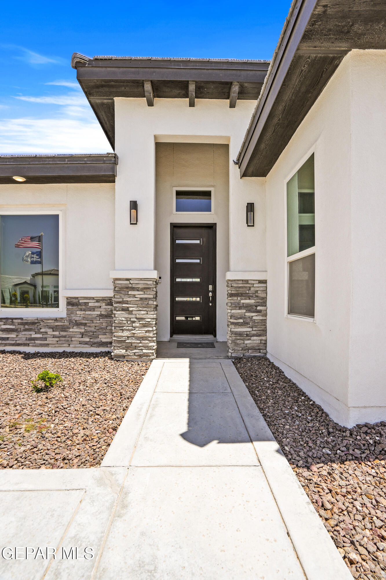 352 EMERALD TREE Lane
