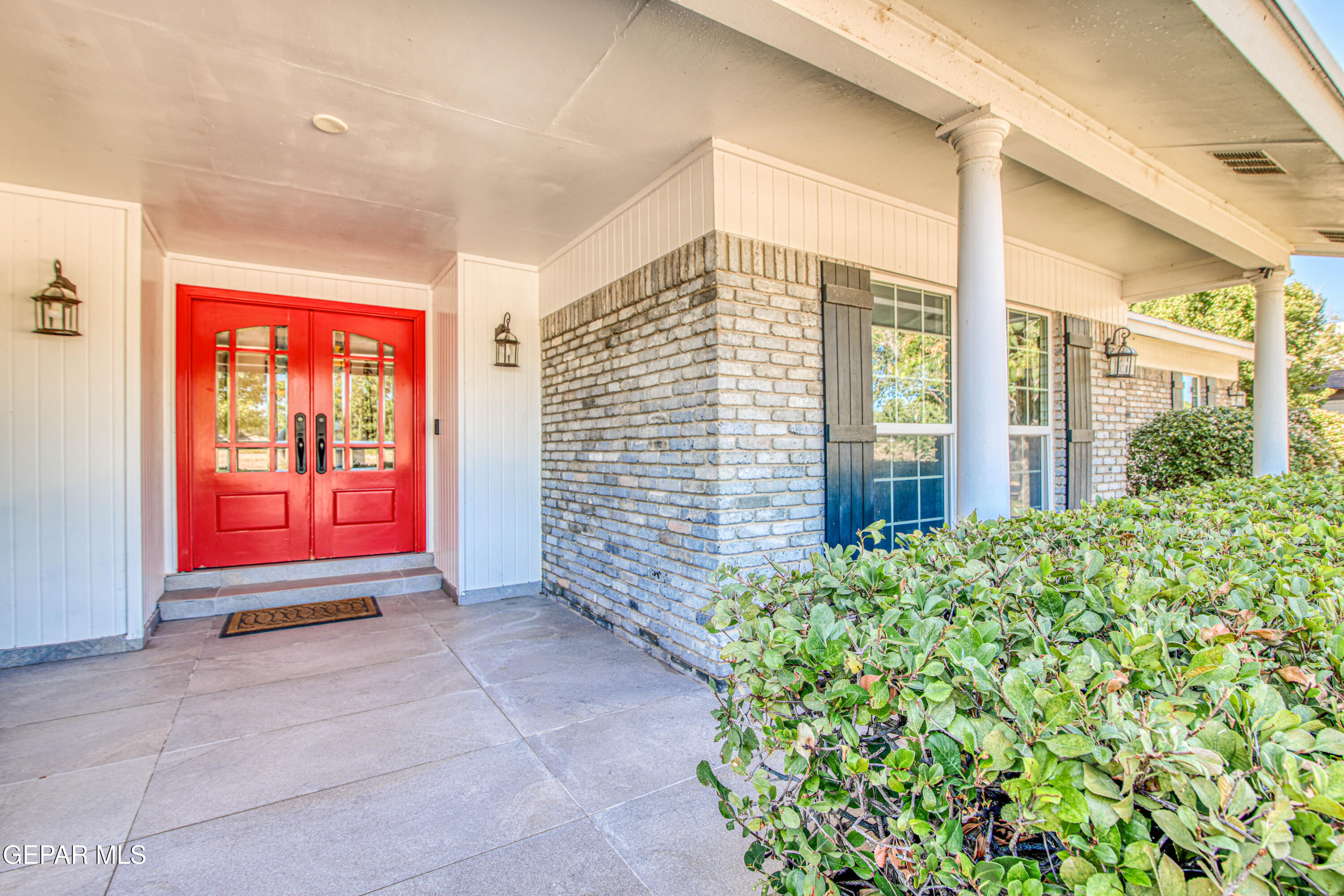 716 MEADOWLARK Drive