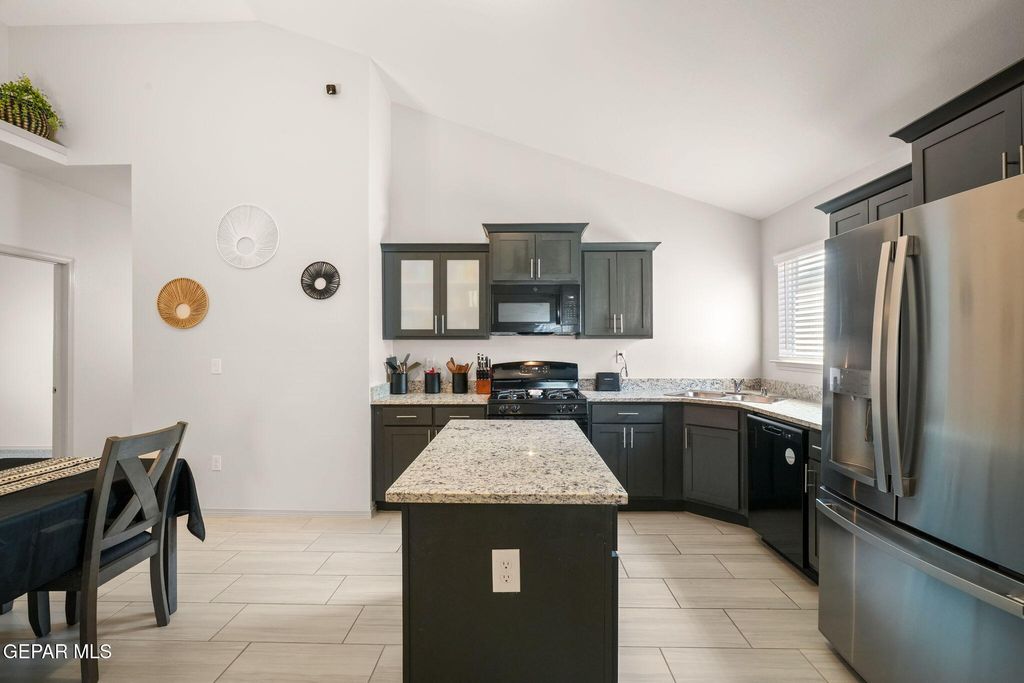 Photo of 5116 JENNIFER CLAIRE Lane, El Paso, TX 79938 (MLS # 941896)