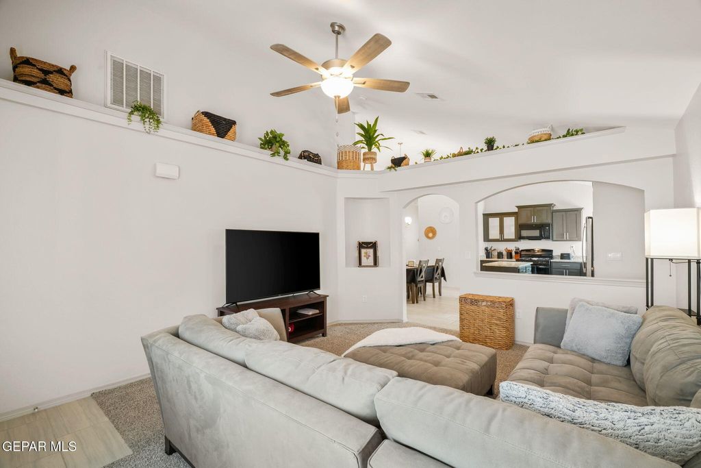 Photo of 5116 JENNIFER CLAIRE Lane, El Paso, TX 79938 (MLS # 941896)