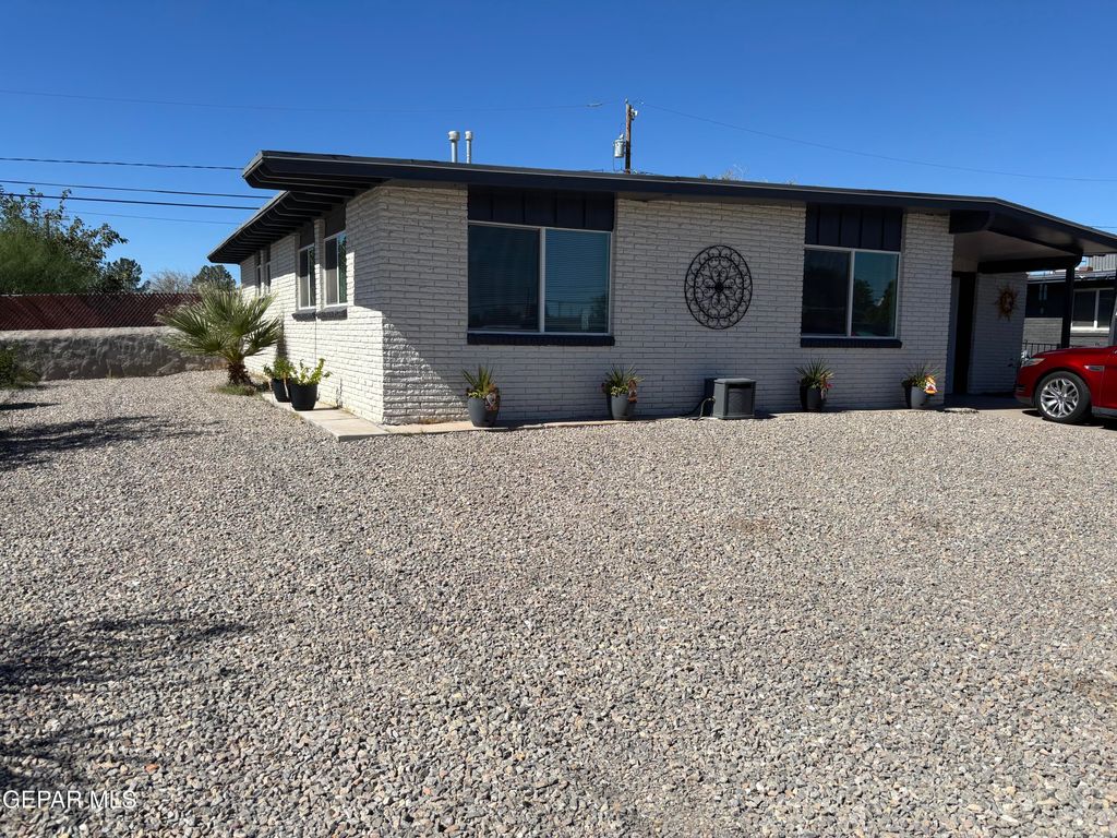 Photo of 7874 Broadway Drive, El Paso, TX 79915 (MLS # 932435)