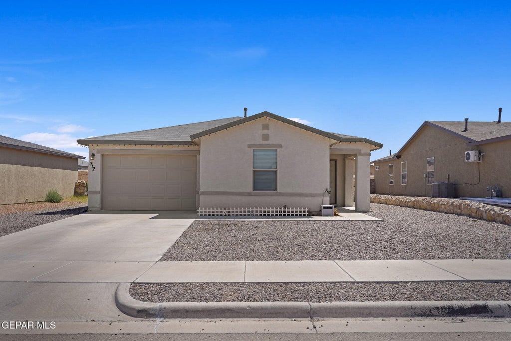 Photo of 712 Nuevo Desierto Drive, Horizon City, TX 79928 (MLS # 950861)