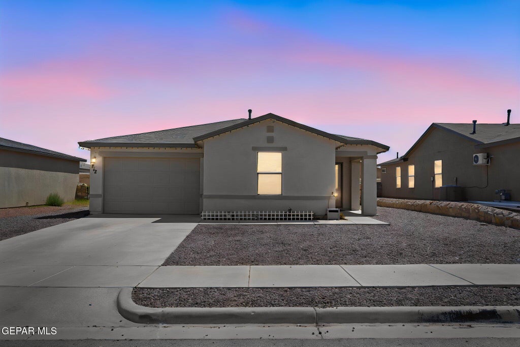 Photo of 712 Nuevo Desierto Drive, Horizon City, TX 79928 (MLS # 950861)