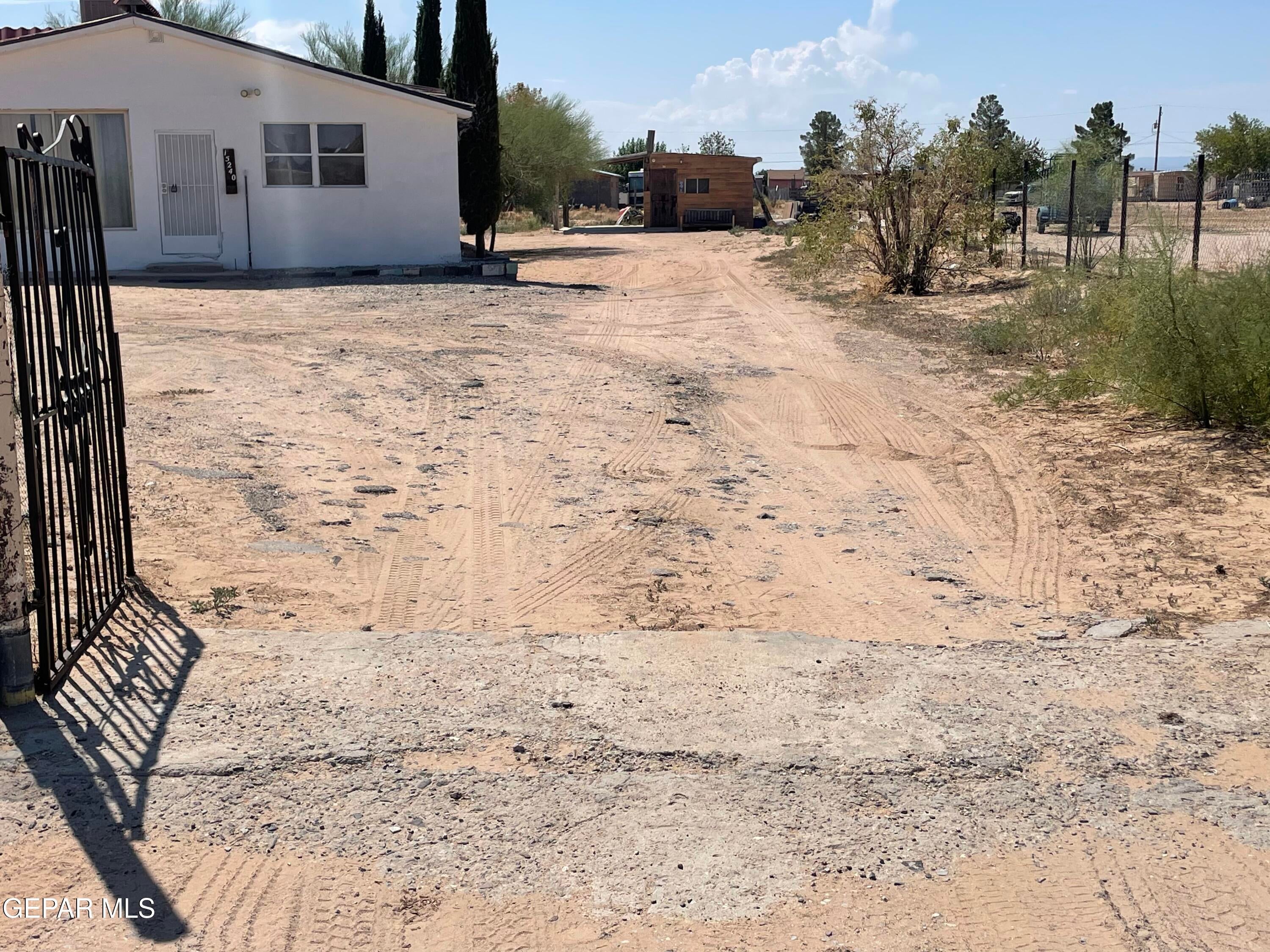 15240 PERLITE Drive