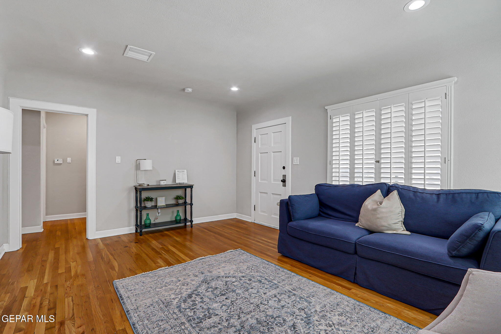 3511 MURRAY Place