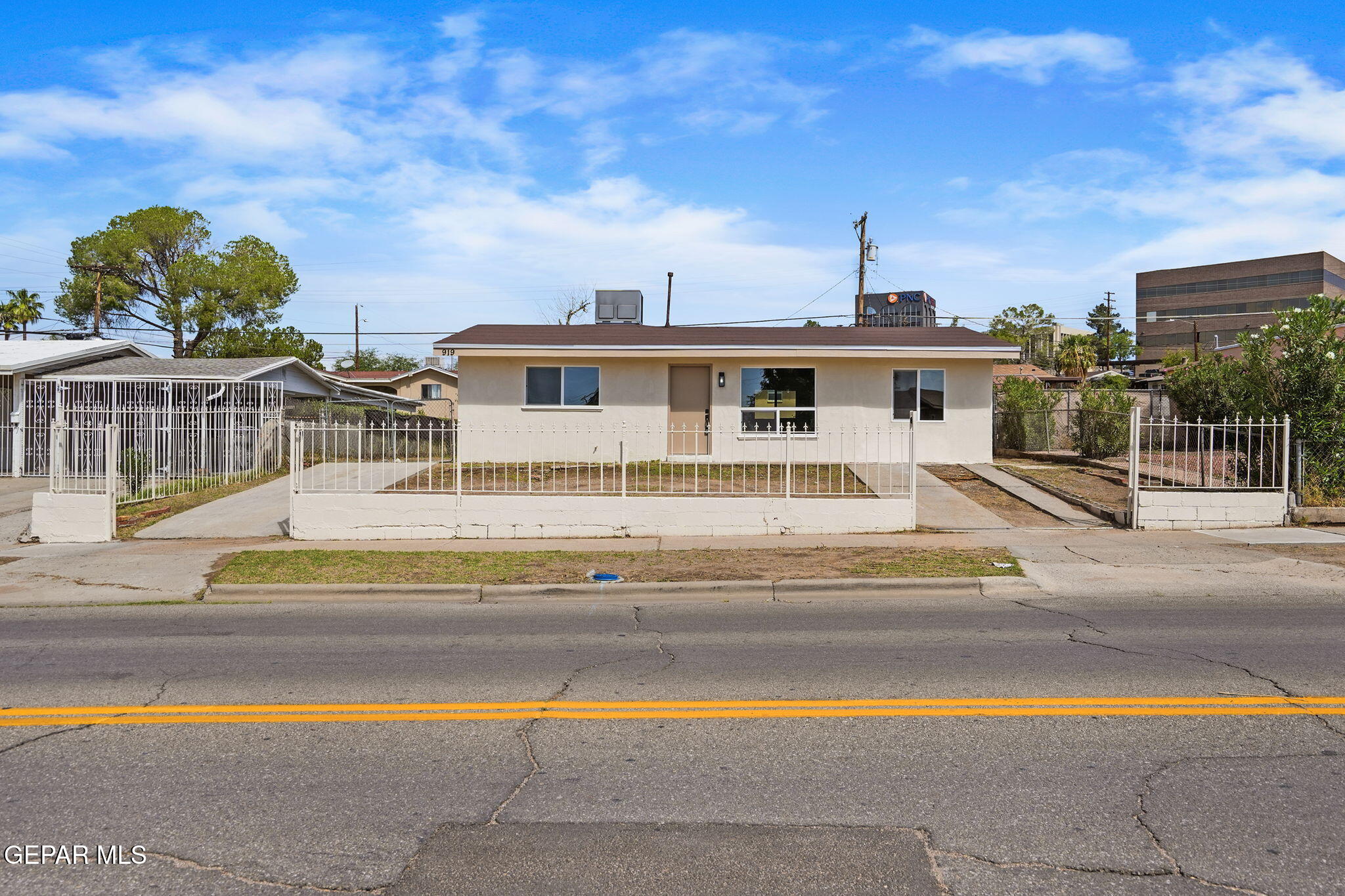919 N CLARK Drive