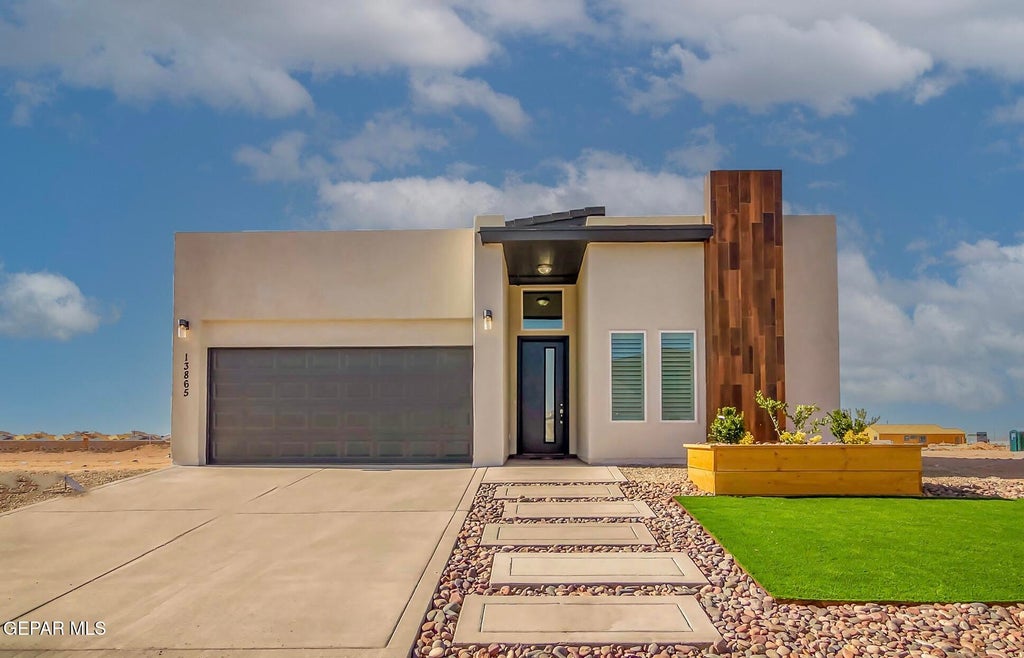 Photo of 15032 RESOLVE Drive, El Paso, TX 79938 (MLS # 950477)