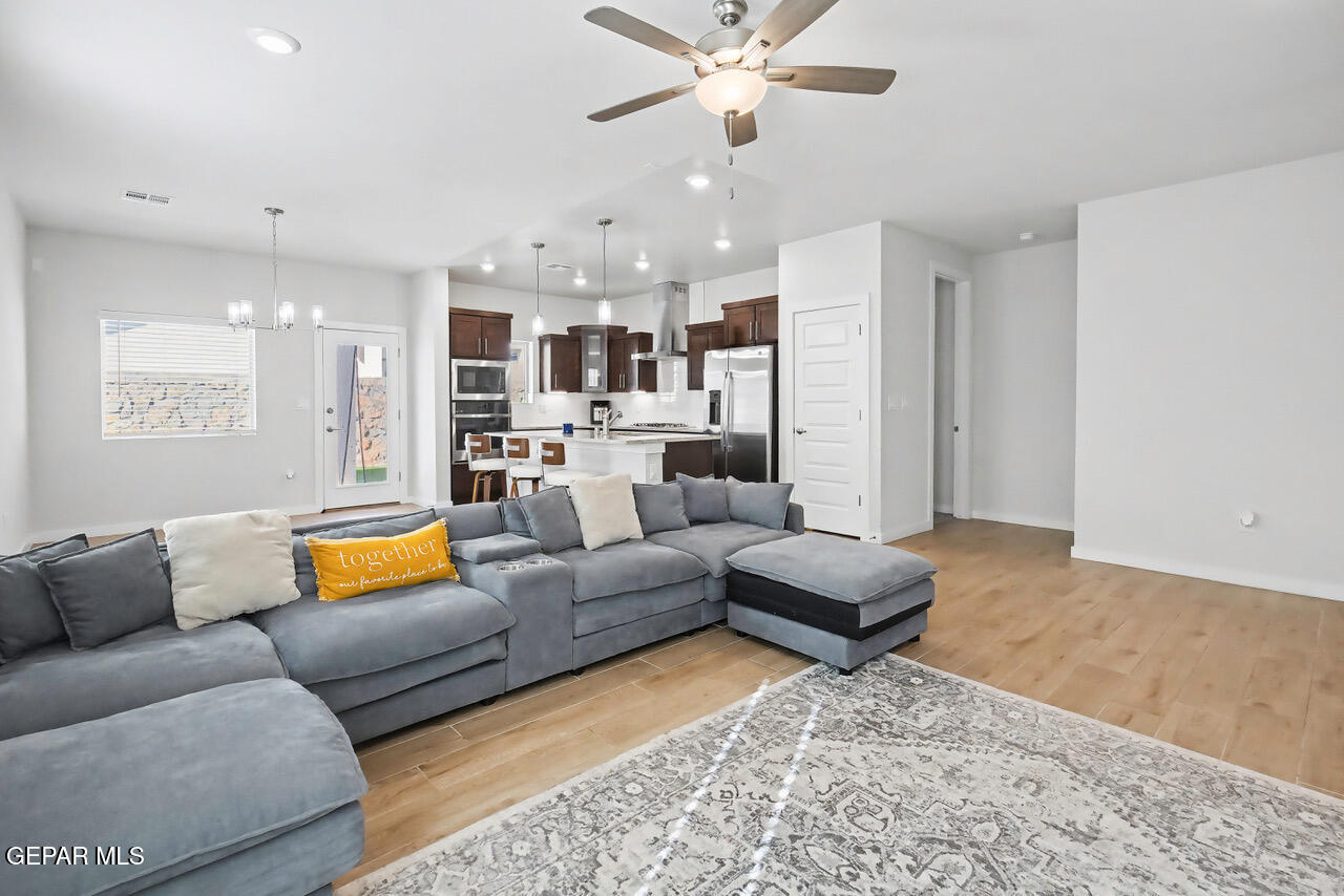 12677 VIENDO NORTE Drive