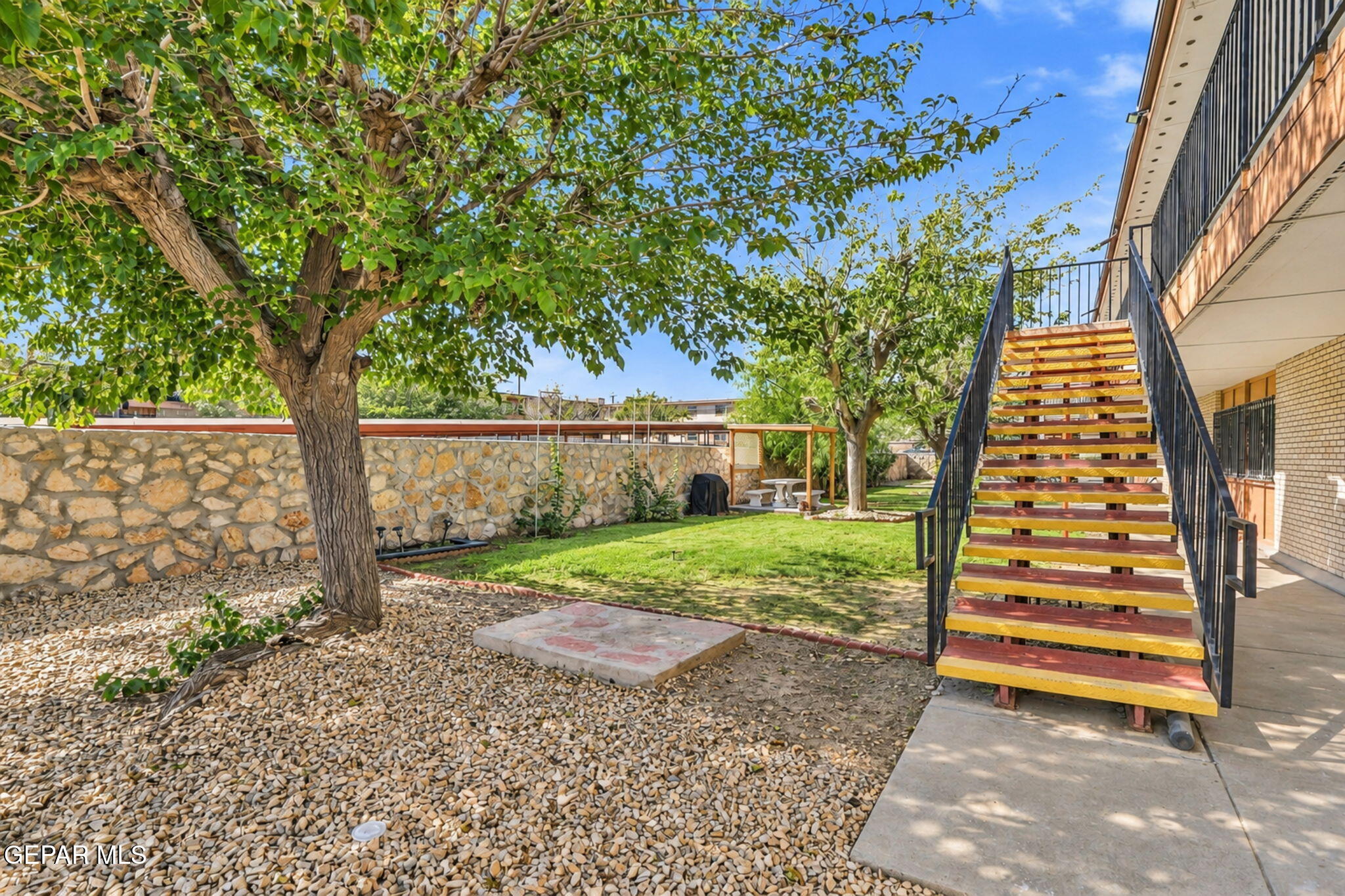 6400 EDGEMERE Boulevard 64